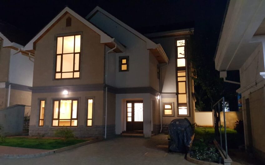 5 Bedroom Town Houses in Lavington